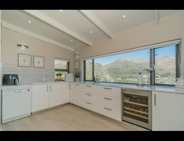 4 BEDROOM HOUSE FOR SALE IN KENROCK COUNTRY ESTATE
